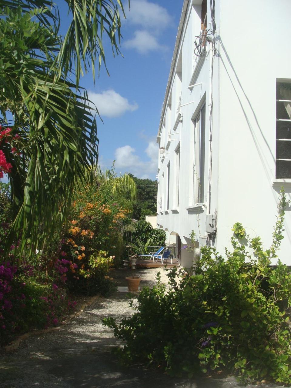 Coral Lane Beach Apartments Saint James Buitenkant foto